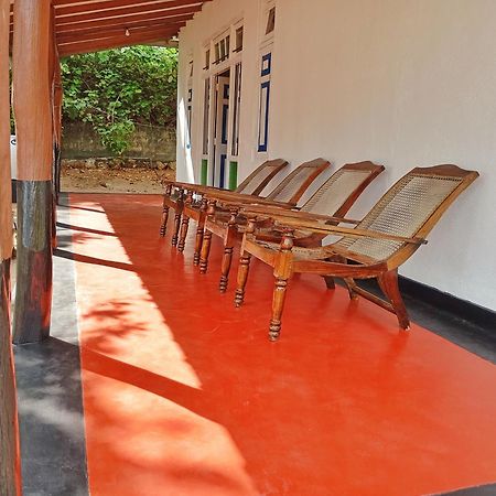 Hotel Blissbay @ The Rock à Nilaveli Extérieur photo