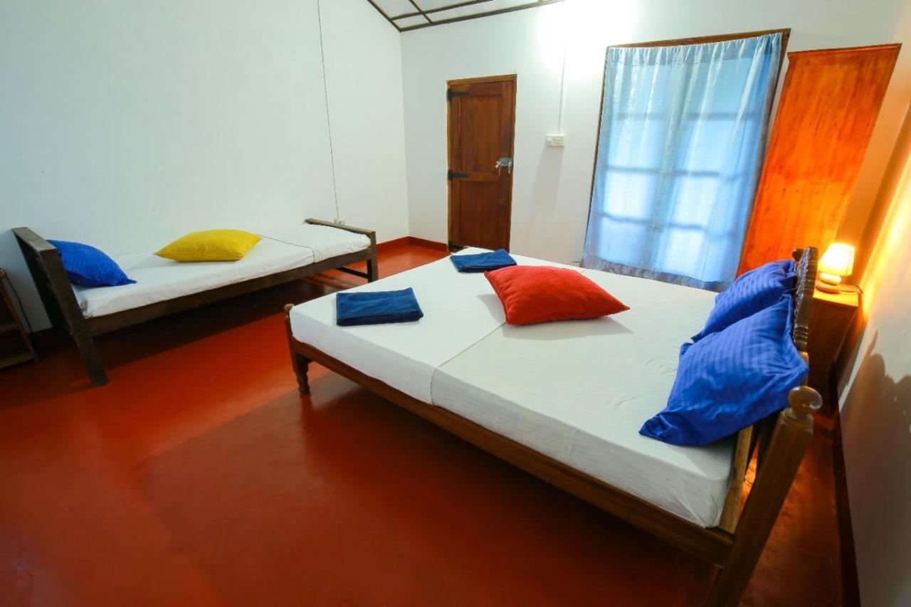 Hotel Blissbay @ The Rock à Nilaveli Extérieur photo